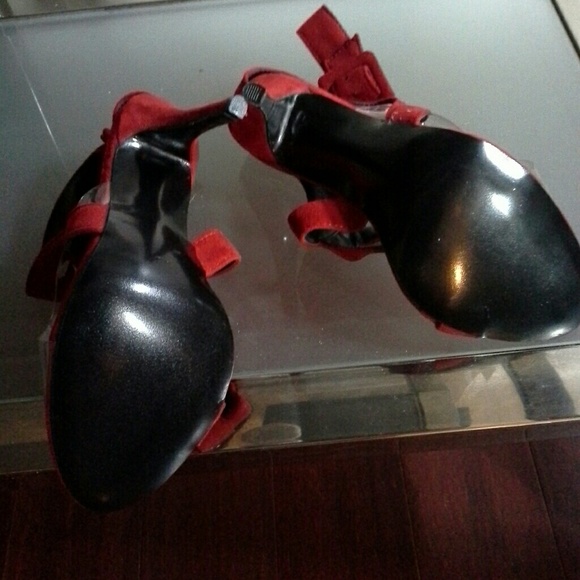 Shoes - Picture 3 of 3